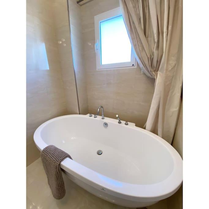 Modern Flat Close To Beach El Campello Exterior foto